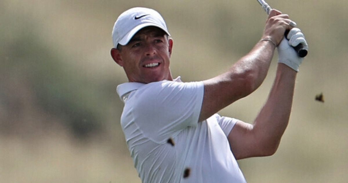 플리트우드, PO 1차전 아부다비 이틀 연속 선두…맥길로이는 추격전