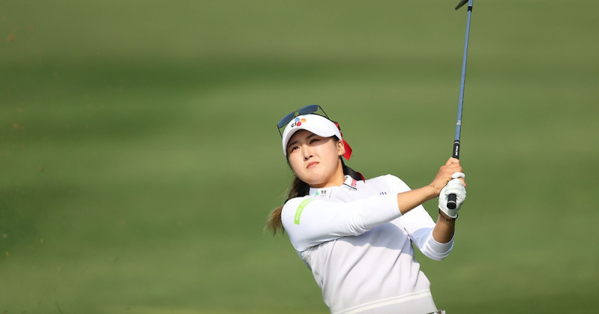 中 리슈잉 대보 하우스디 챔피언십 선두