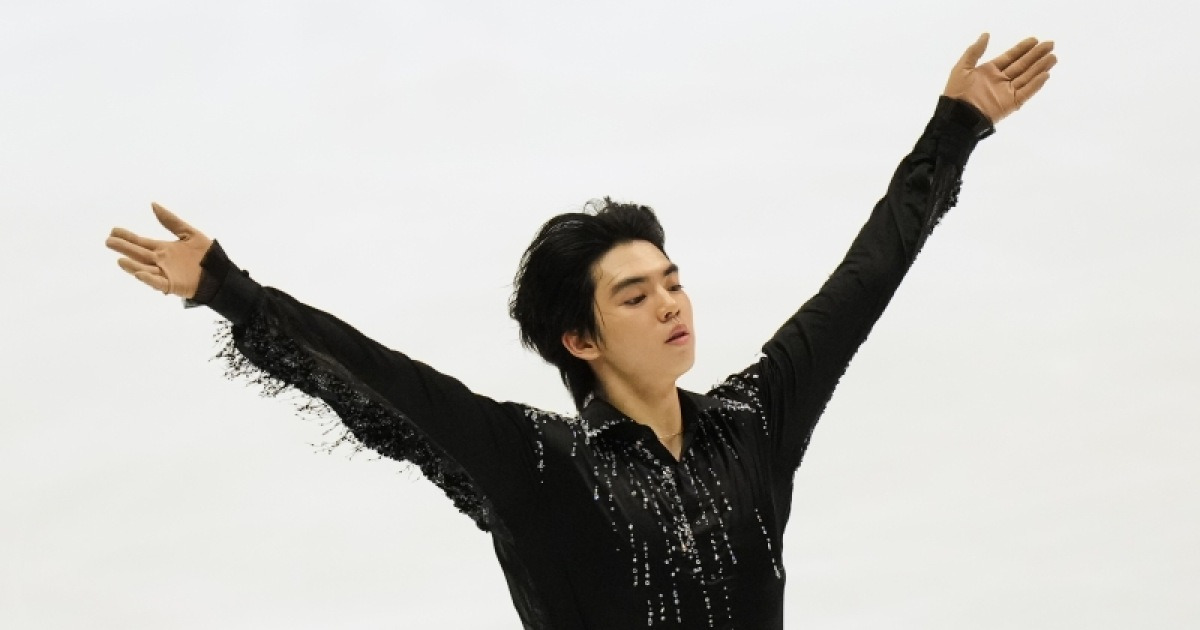 차준환 돌아왔다! '4회전 살코' 완벽하게 해냈다 …그랑프리 4차 쇼트프로그램 3위→프리서 메달 정조준