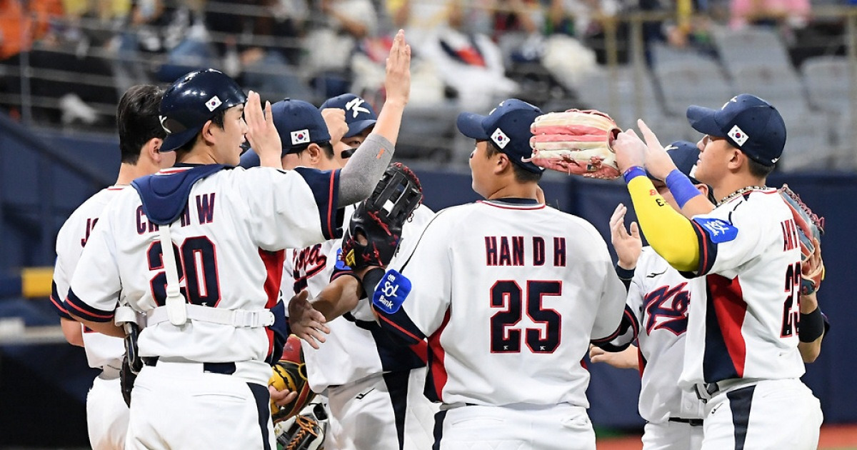한달만에 실전이면 사회인과 프로선수의 차이가 없나. 체코는 시차에, 고척돔도 처음이었는데...[고척 포커스]