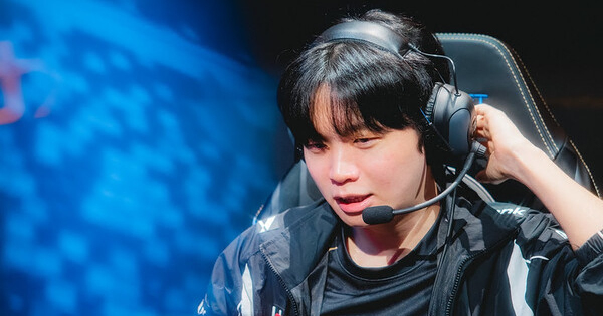 조합 이유 증명한 KT, 40분 혈투 끝 T1 꺾고 세트스코어 1-1[롤드컵 결승]