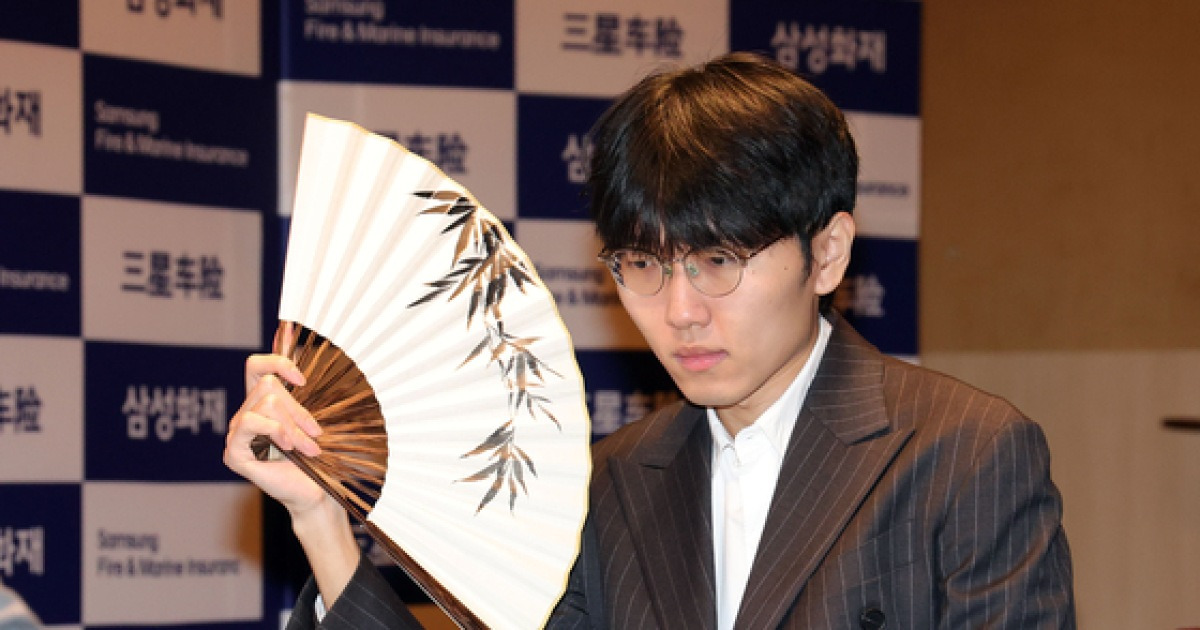 신진서의 초전박살…삼성화재배 첫날 한국 7명 16강 진출