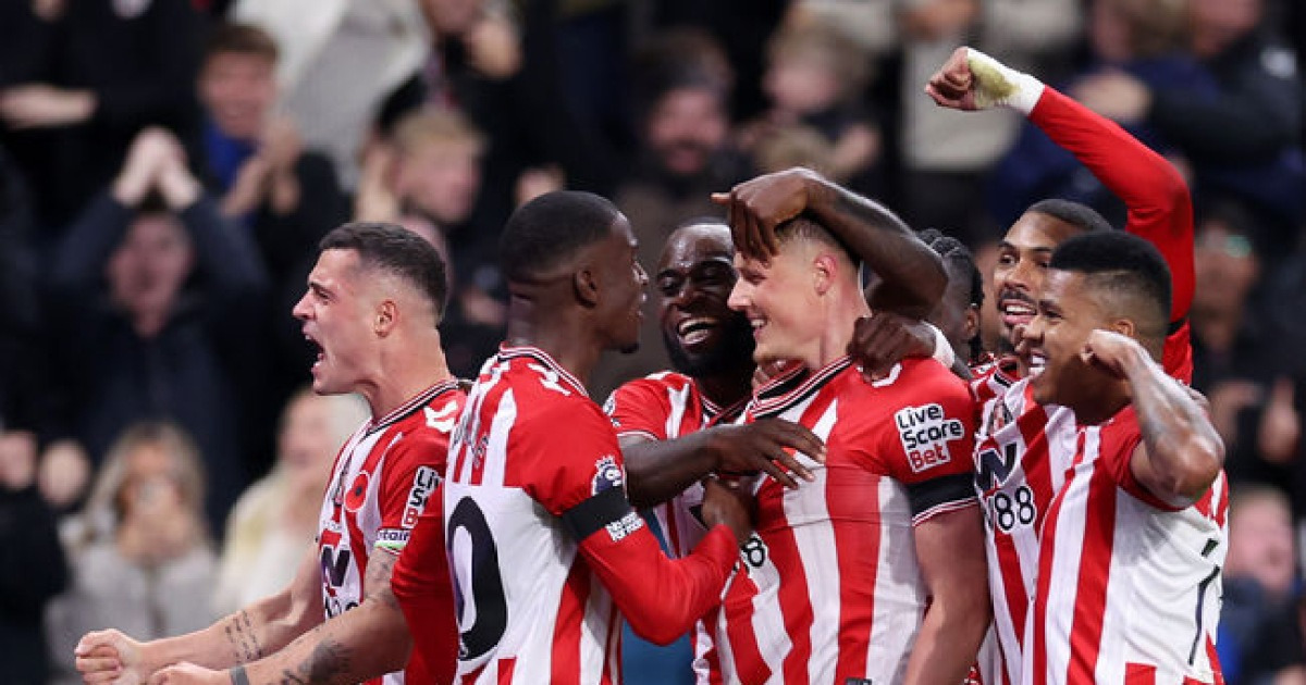 '런던 킬러' 승격팀 선덜랜드, 아스날 발목까지 잡았다...'극장골'로 2-2 무승부→리그 4위 경쟁 시작