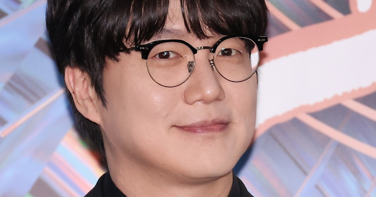 '10년 매니저 뒤통수' 성시경 마음 고생 끝..