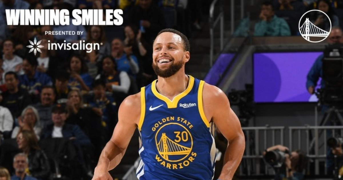 스테픈 커리 결장 관련 현장 이미지