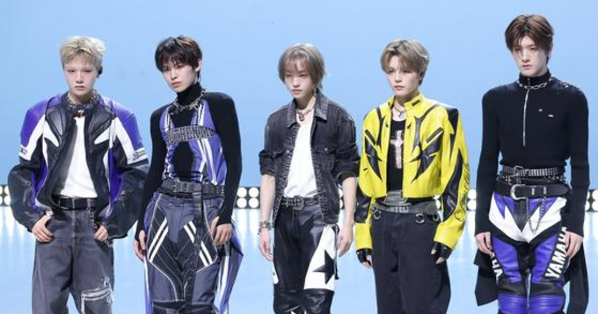 전원 중국인, AM8IC 'Link Up'으로 데뷔