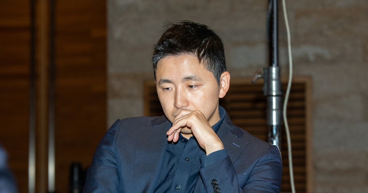 '중국 상대로 2연승' 김지석 9단 "마음 편히 임한 것이 승리 원동력"