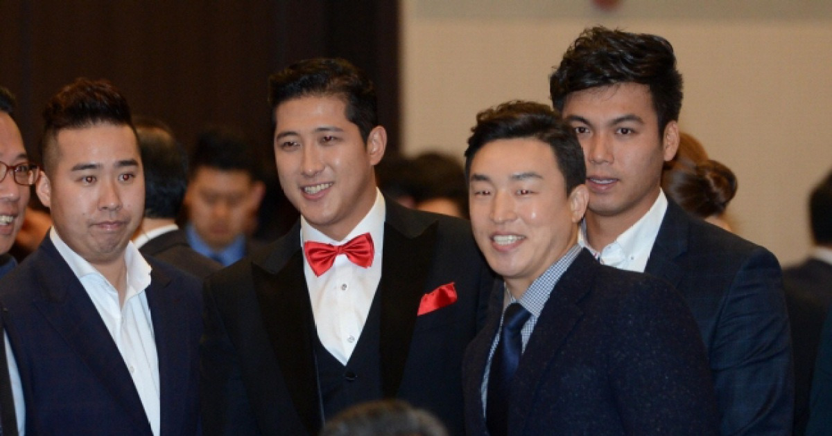 '둘이 FA로 번 돈만 무려 310억인데' 아, 흐르는 세월이여...'절친' 스타들의 3번째 FA는?