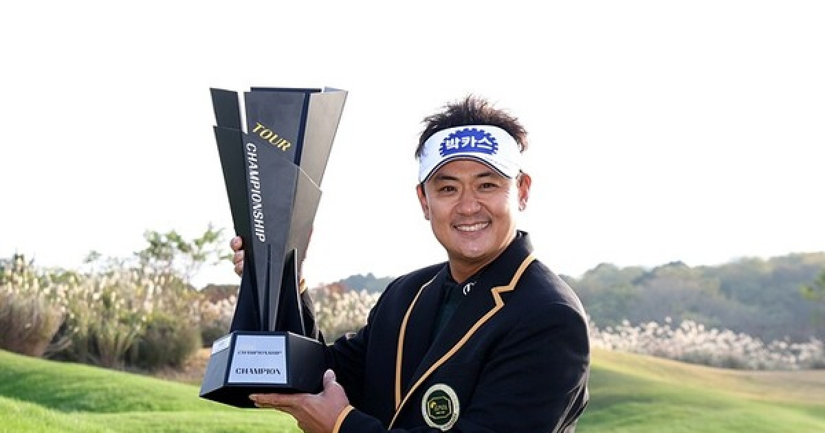 '똥 꿈' 천원에 산 박상현 "강한 바람에 역전 우승 확신했다" [KPGA 투어챔피언십]