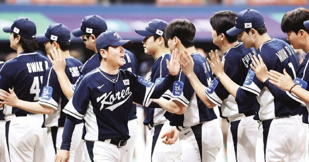 WBC 대표팀, 체코 11대 1 대파… 빈타 우려 잠재워