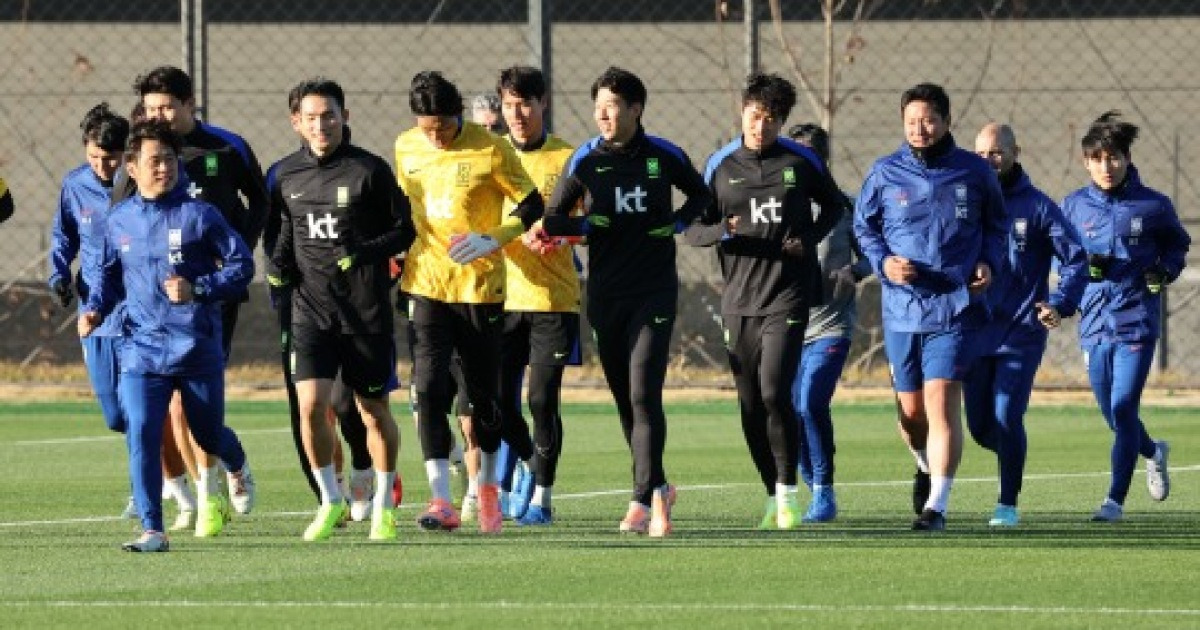 볼리비아·가나전 앞둔 홍명보 감독 "마지막 평가전, 결과가 중요하다"...포트2 수성 위한 총력전