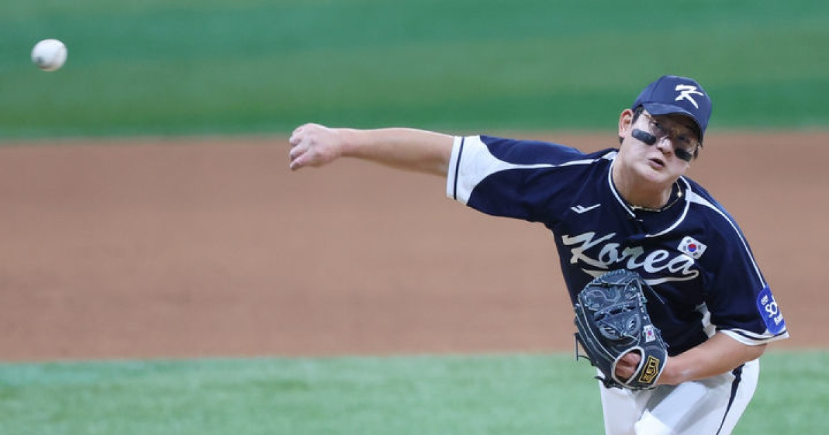 체코와 평가전서도 '흔들'…김서현, 만원 관중 응원·사령탑 응원 속 살아날까