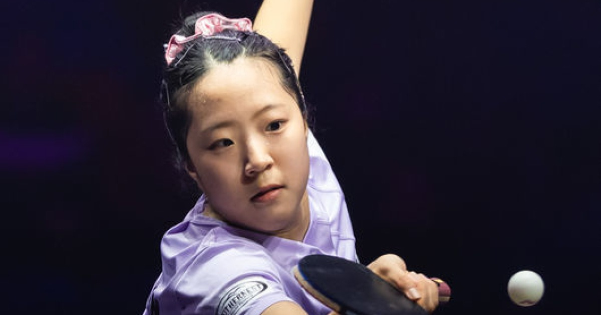 "신유빈, 탁구지능 부족" 17살 日 에이스에 3연패→中 비판 나왔다...WTT 챔피언스 4강 석패에 "잘했는데 실수 너무 많아"