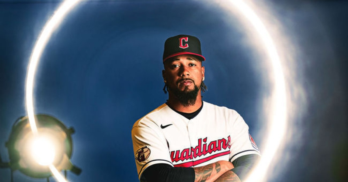 "일부러 볼 던졌다" 3년 연속 세이브 1위였는데…승부조작 혐의로 다 잃었다, 최대 징역 65년 위기