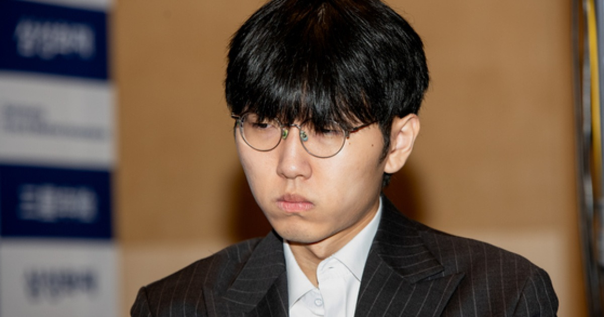 신진서 16강 탈락… 딩하오의 삼성화재배 3연패 누가 막나