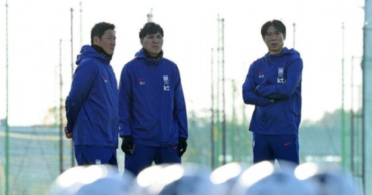 '부상 악재 3명' 홍명보 감독의 고민…대체 선수 발탁