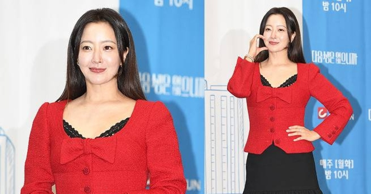 김희선, 유학 간 16세 딸 코스프레? 빨간 리본 달고 남편도 놀라