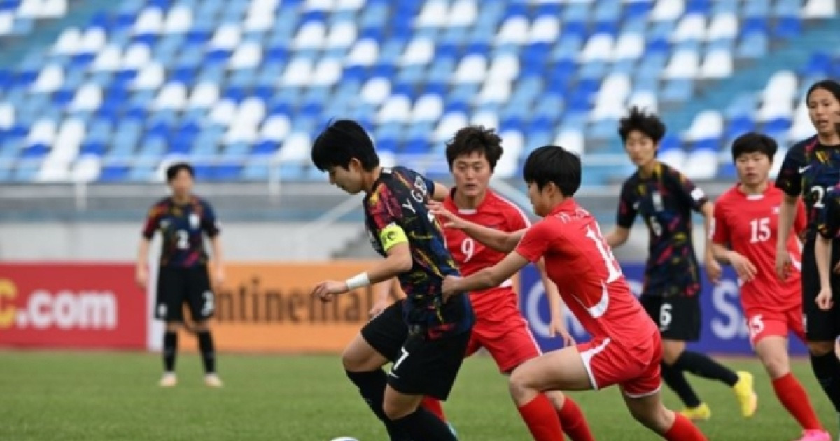 南·北, 월드컵 티켓 건 대결 성사 'U-20 여자아시안컵 한조'