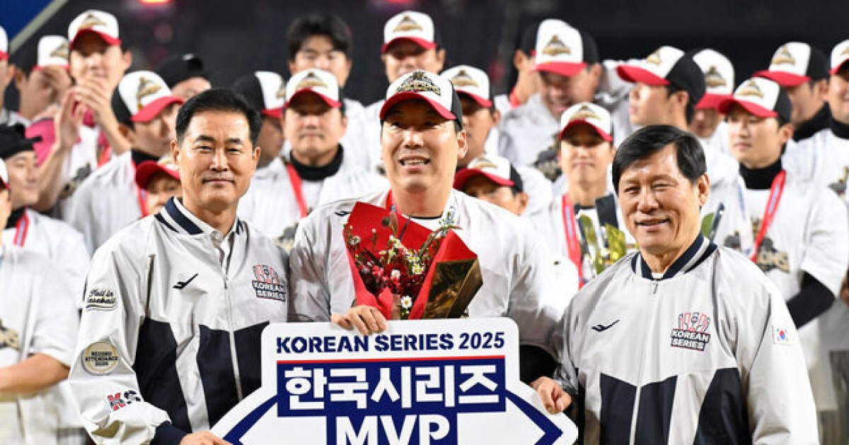 ‘2년 25억에서 시작’ LG와 김현수의 FA 협상, 금액 보다 계약 기간이 관건이다