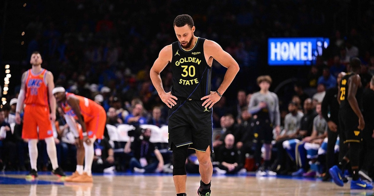 골든스테이트, 커리 복귀에도 오클라호마시티에 24점 차 대패