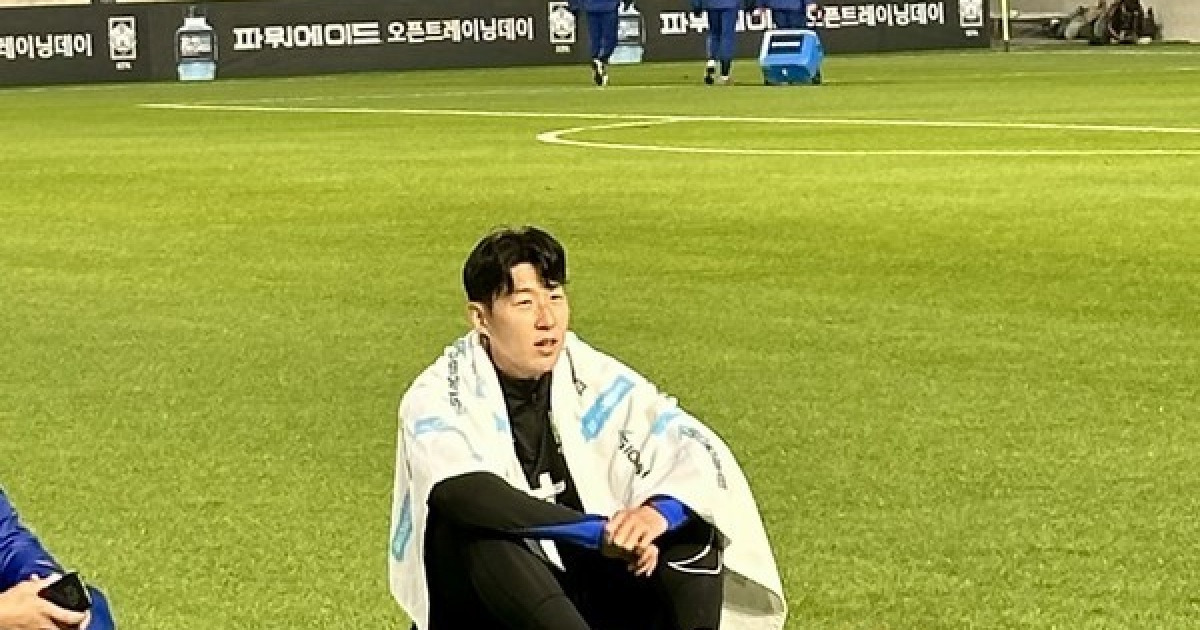 '에겐남? 의리남!' 추운 날씨 땀 흘린 몸으로 '절친' 이재성 끝까지 기다린 손흥민 [홍명보호 현장]