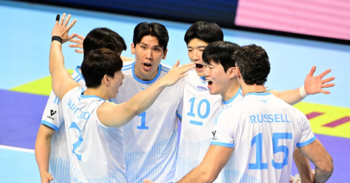 ‘전방위 압살’ 삼성화재 찍어 누른 대한항공, 안방서 셧아웃 완승 거두며 선두 등극 [MD인천]