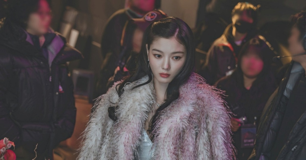 김유정 파격 통했다, ‘친애하는 X’ 7개국 1위