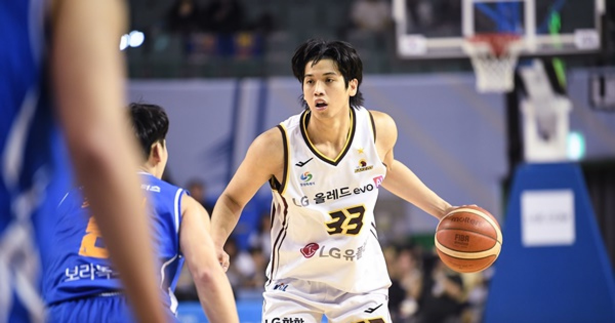 '타마요 34점' LG, 삼성에 95-83 승리…시즌 첫 10승+단독 선두