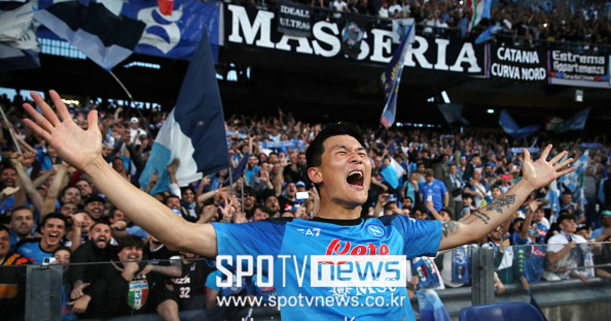 英 BBC 보도, '당신이 김민재를 발굴했나요? 그렇다면 아스날로 오세요'...'매의 눈' 스카우트 노린다