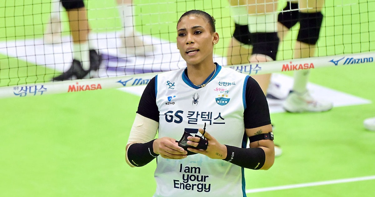 "날 막아? 손 많이 아플 텐데!"…스파이크만큼 강력한 멘털, 실바의 강력한 무기 [현장 인터뷰]