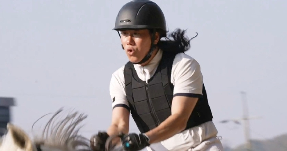 “이거 실화야?...백마 탄 임우일?