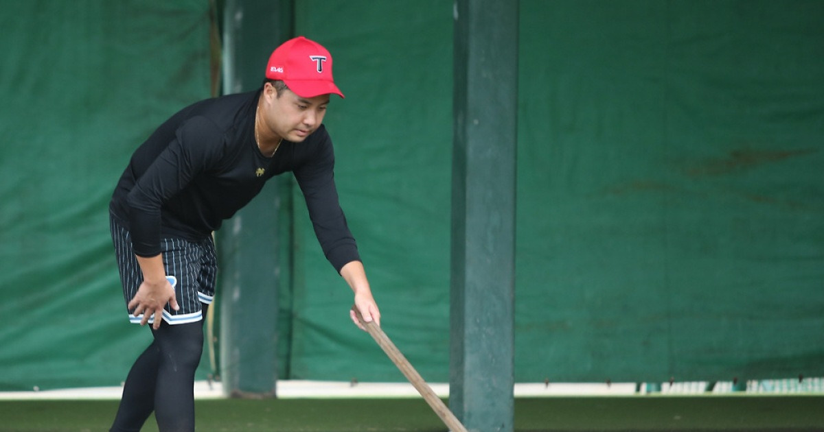 "야마모토?" 日 투수 돌발 행동, KIA 관계자들 깜짝…'테스트 끝' 한국행 기다린다