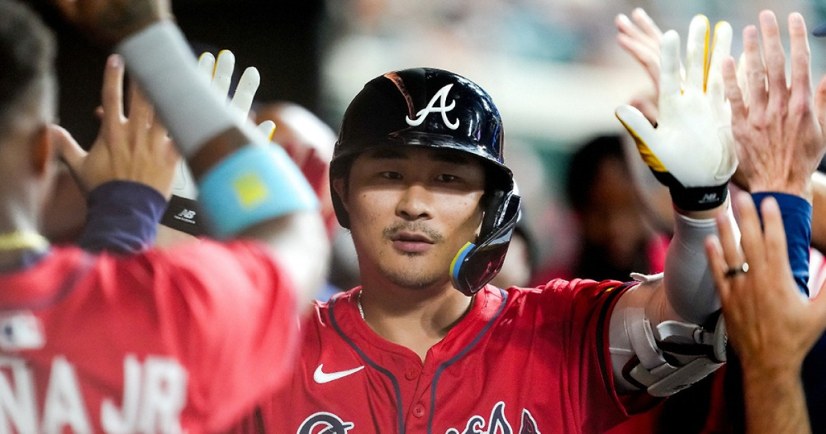 '김하성 돈복을 타고 났구나' 이례적인 MLB 시장상황, 희소성+보라스 상술 덕분에 대박 계약 가능성 UP