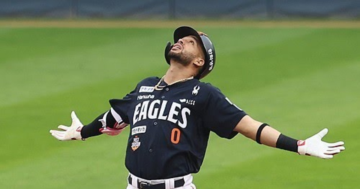 한화, 리베라토를 바꿔야 하는 이유는? 폰세와 와이스에 물어봐!