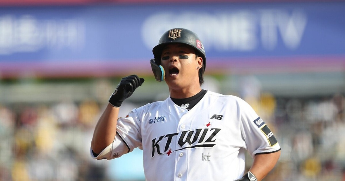 폭탄 발언! 'FA 최대어' 강백호 "떠나면 떠나는 대로 재미있을 것"…KT 쌍포 안현민-강백호 직접 답했다