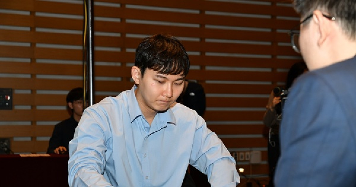 박정환, 중국랭킹 4위 양딩신에 잡고 삼성화재배 4강 行…김지석도 진출