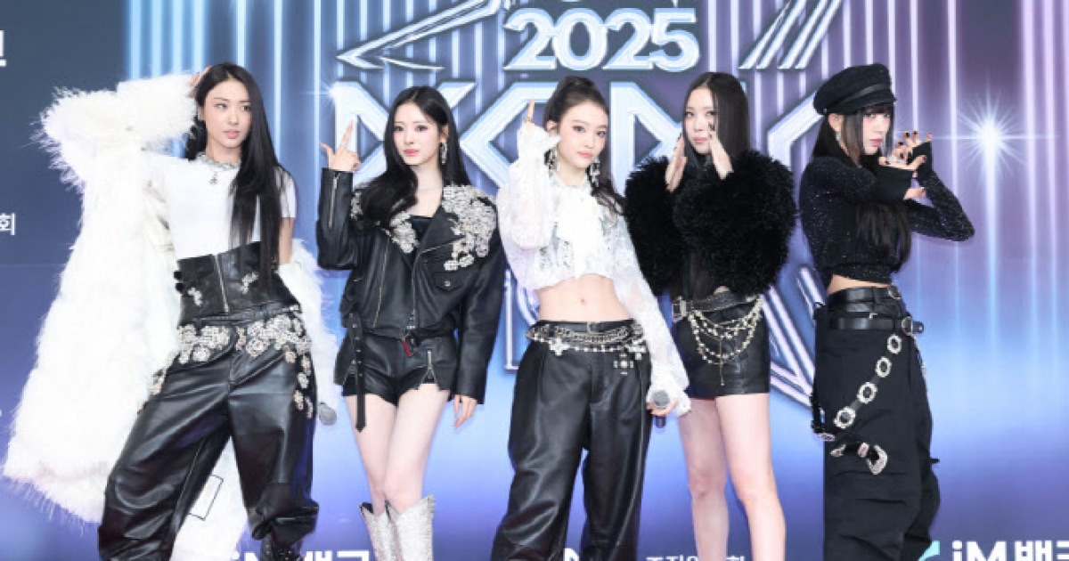 'IS 루키' 미야오 "테디 프로듀서·팬들께 감사해"[2025 KGMA]