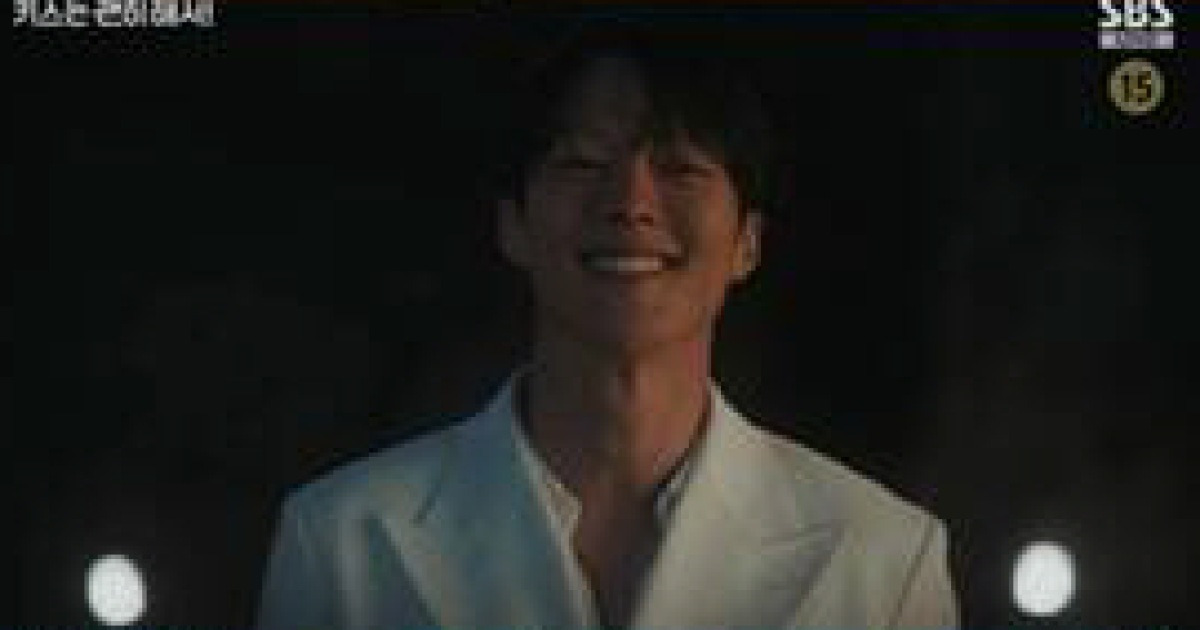 ‘키스는 괜히 해서!’ 장기용♥안은진, 넷플릭스 글로벌 2위…전 세계가 반했다