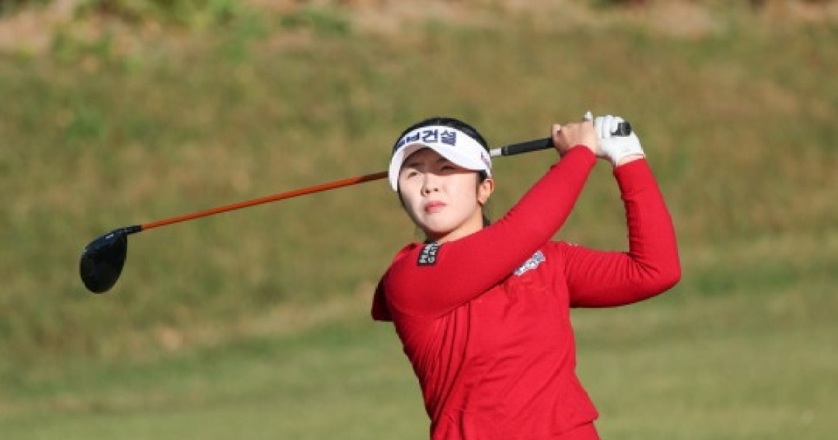 아마 국가대표 출신 양효진, KLPGA 시드순위전 1위...2타 차 우승