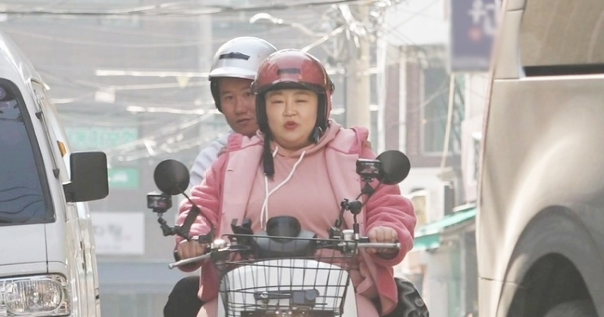 짠돌이 임우일 웬일? 찐친 홍윤화 위해 지갑 오픈 “다 사줄게”(나 혼자 산다)