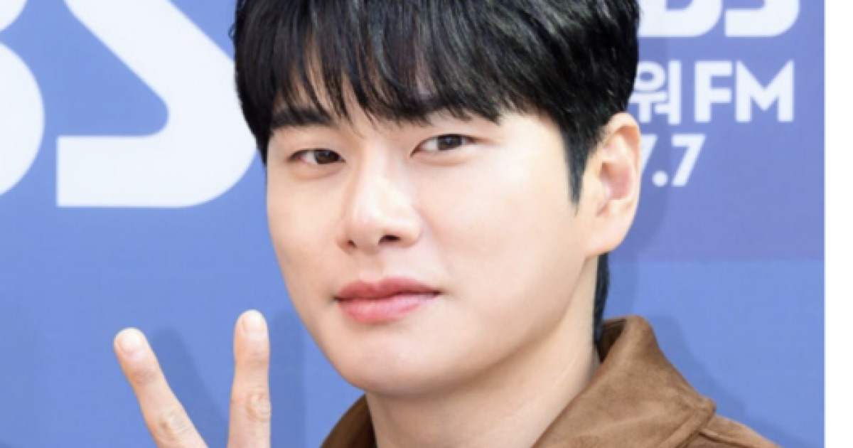 이이경 폭로자 또 "억울" 번복… 소속사 ‘추가 대응’ 입장낼까 [핫피플]