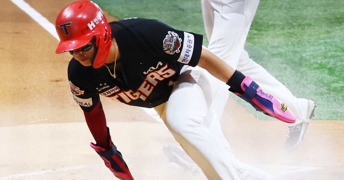 ‘FA 최대어’ 박찬호, 두산행 가까워졌다…4년 80억 원 규모, 올 겨울 FA 계약 1호 탄생?