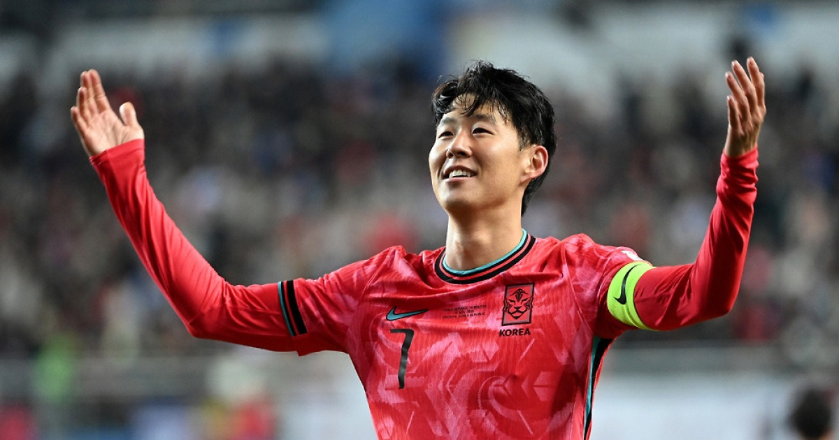 '이것이 캡틴의 품격' 손흥민은 환상 프리킥 골보다 이재성의 센추리클럽, 조규성의 복귀포가 더 기뻤다