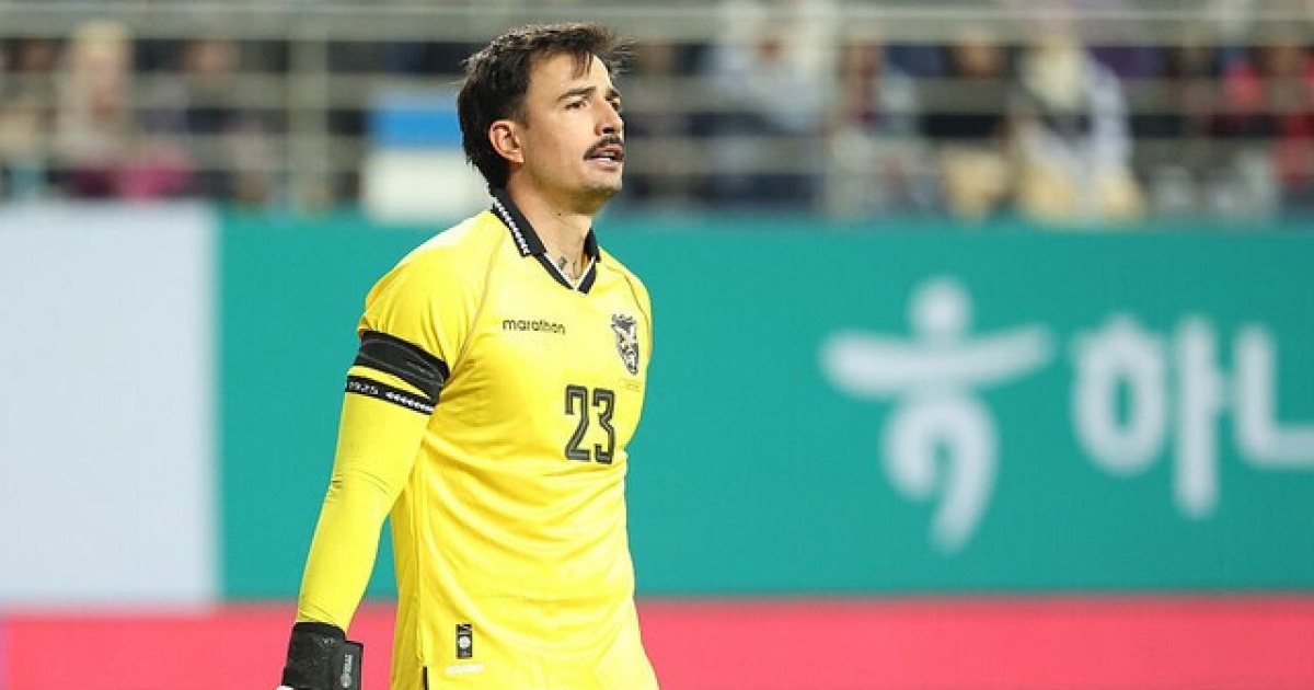 "왜 안 나와!" 조규성 복귀골에 난리 난 볼리비아 팬심, "비스카라, 대표급 골키퍼 아니야" 분노