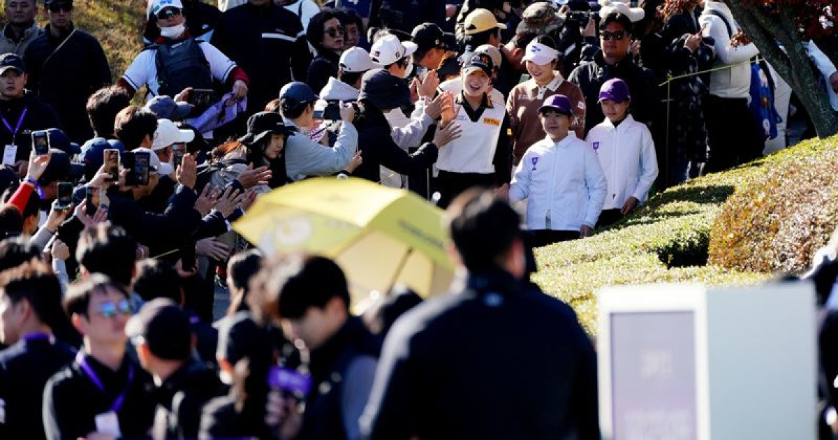 "이 대회는 팬들을 위한 감사의 작별 인사"… 방신실의 눈은 이미 LPGA Q스쿨 향한다