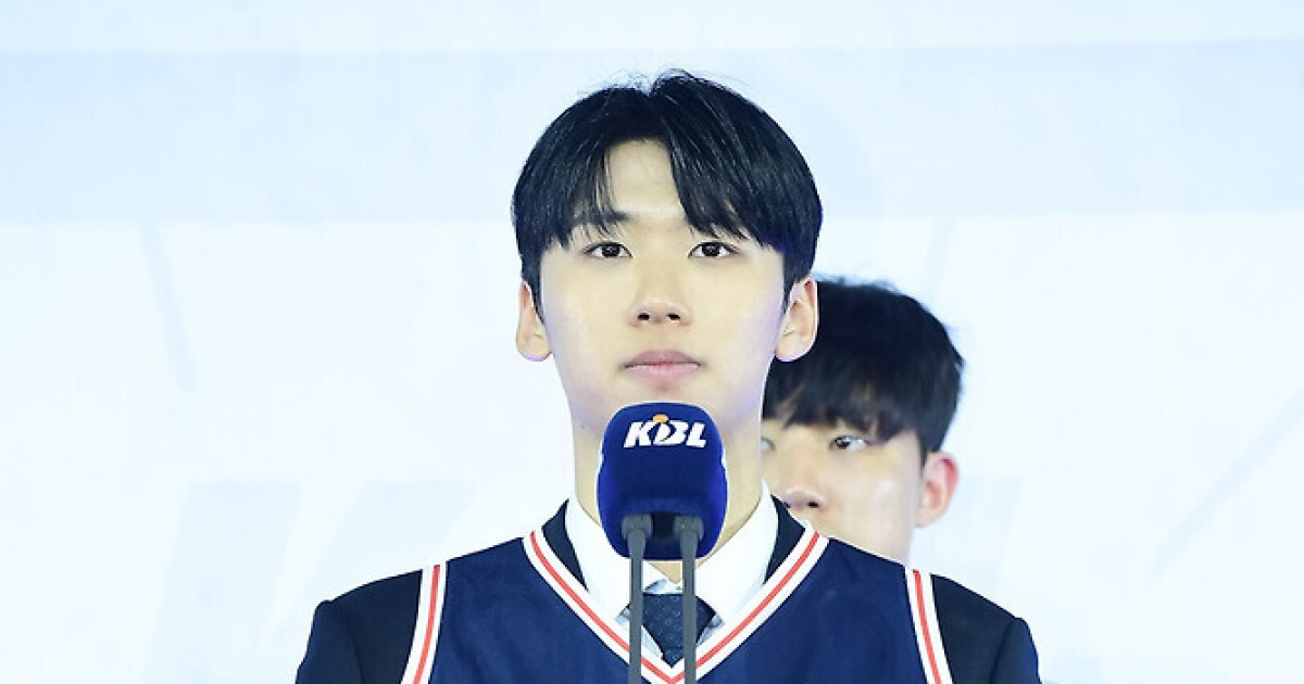 [25드래프트] 롤모델과 한 팀이라니… '전체 3순위' 윤기찬이 바라본 KCC는?
