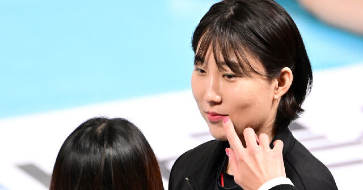 '부담스러울까 봐' 친정팀 정관장 코트로 가지 않고, 페퍼 박정아 괴롭히는 표승주 '우리는 친하니까' [유진형의 현장 1mm]