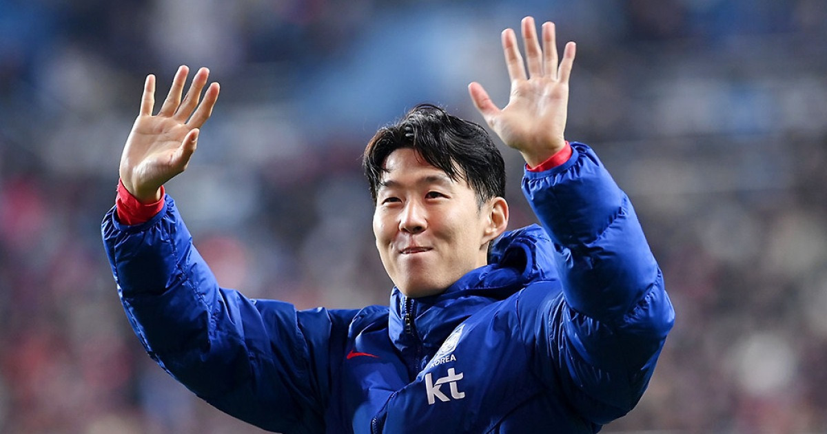 "케인, 손흥민에게 좀 심하네", "감독들 정말 실수했다"…SON 환상 프리킥 골 '또 폭발'→토트넘 팬들 절망+후회