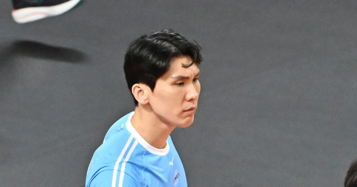 상대에게 사과하다 발생한 대한항공 김규민의 ‘네트 터치’ 범실…‘논란’ 아닌 ‘해프닝’으로 마무리[SS현장]