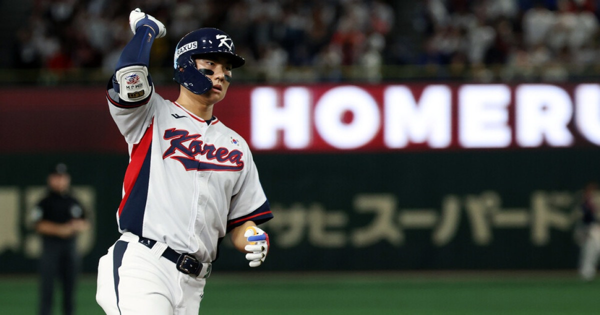 김주원, 9회말 2사 뒤 동점 솔로포…한국, 일본과 7-7 무승부